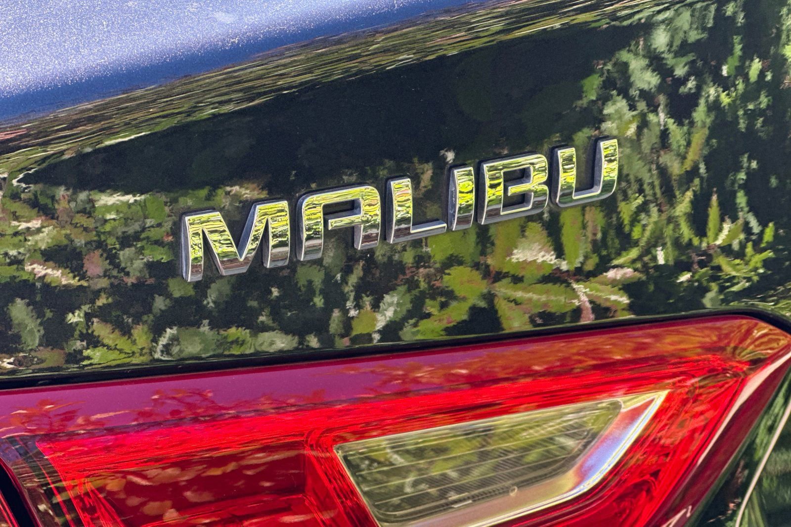 Used 2023 Chevrolet Malibu LT FWD image 7