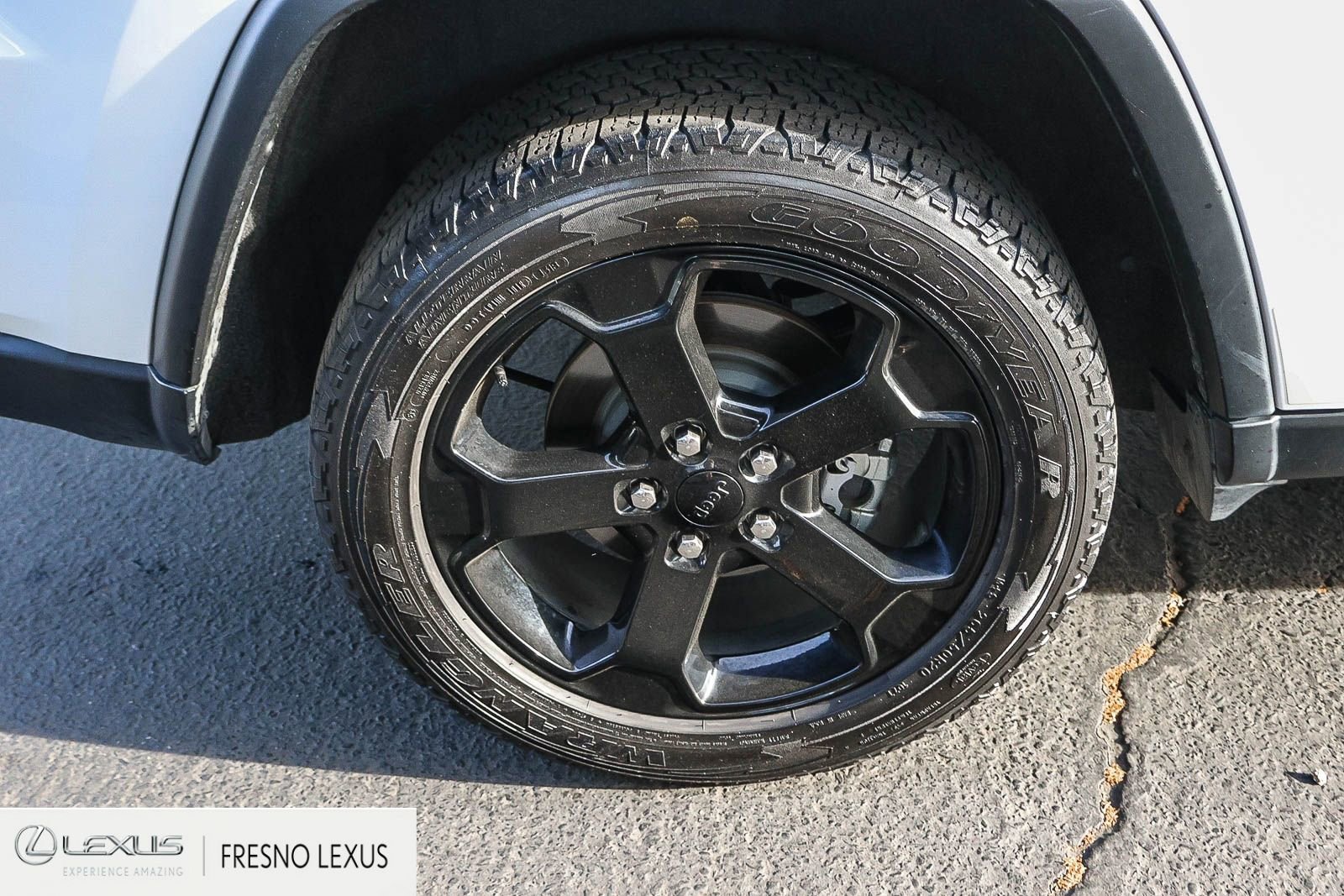 Used 2018 Jeep Grand Cherokee Laredo image 8