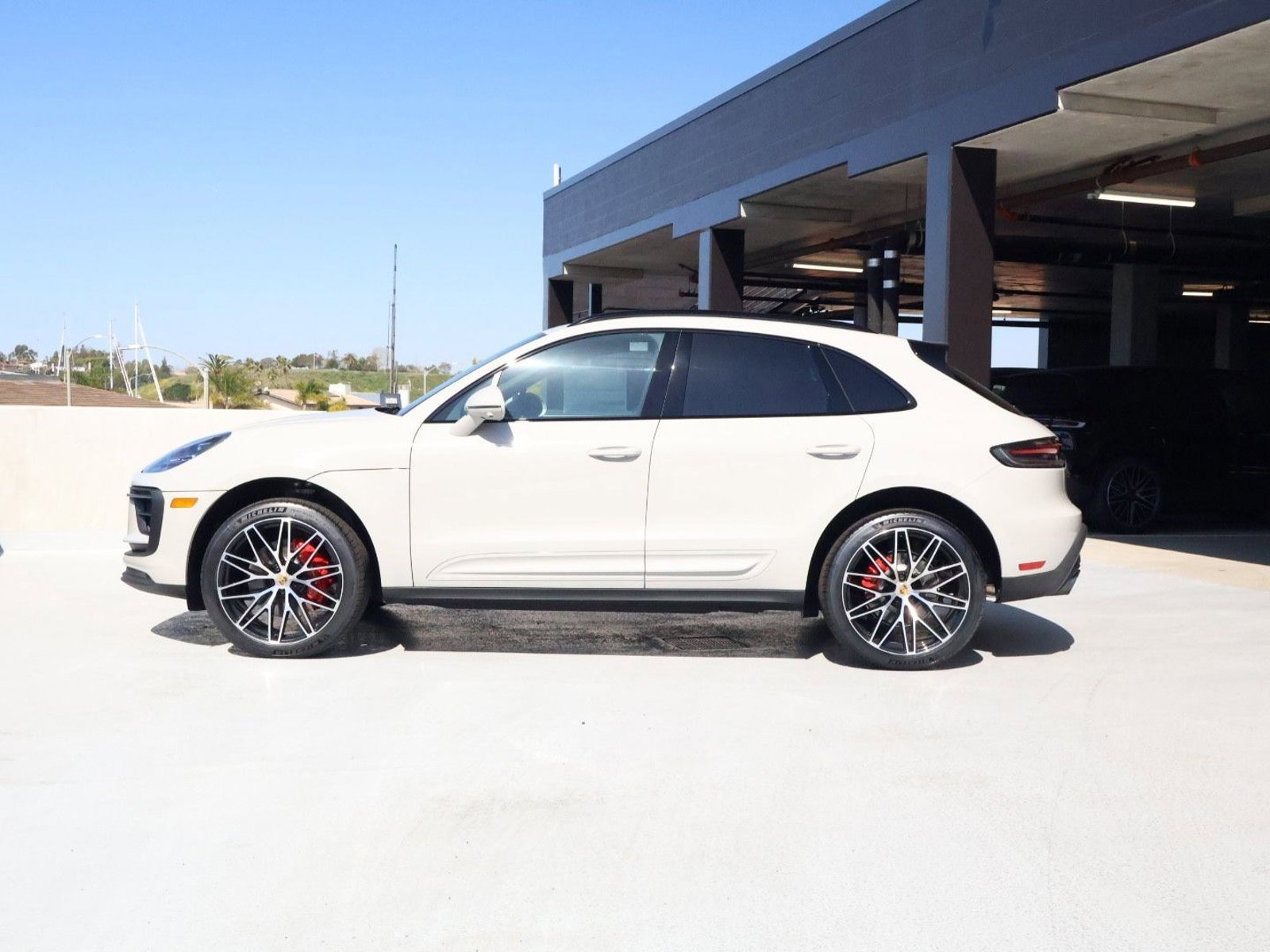 New 2026 Porsche Macan S image 2