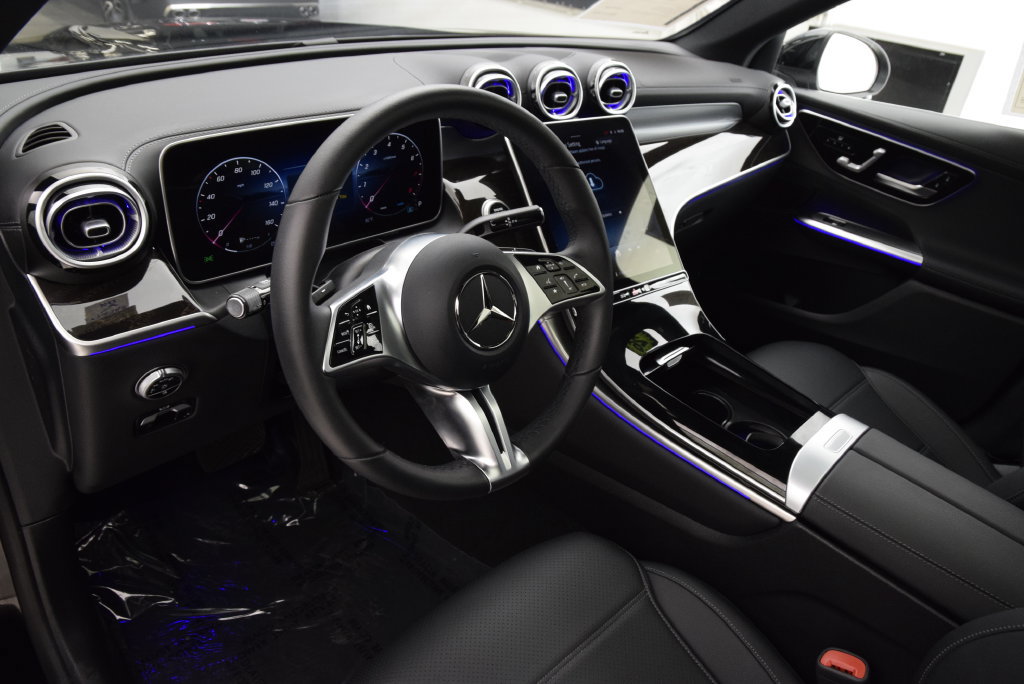 Certified 2026 Mercedes-Benz GLC 300 4MATIC image 21