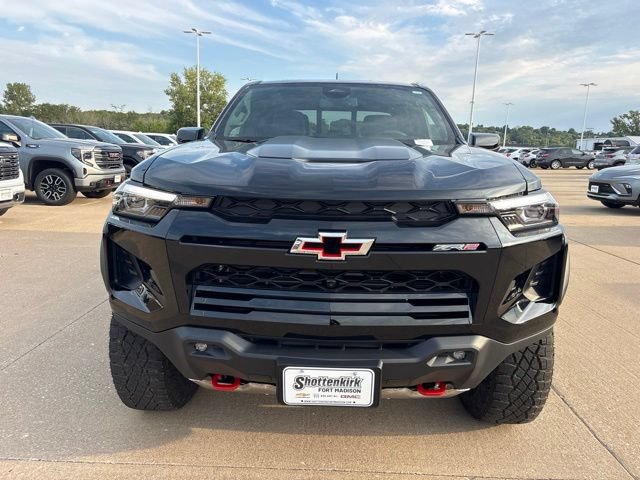 New 2026 Chevrolet Colorado ZR2 w/ Technology Package AWD/4WD image 9