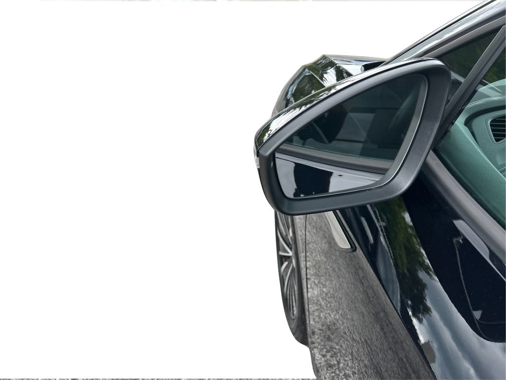 Used 2023 Volkswagen ID.4 Pro S Plus AWD/4WD image 31