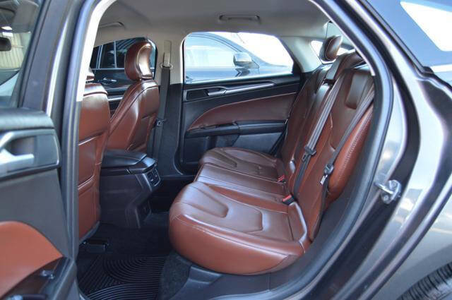 Used 2016 Ford Fusion SE w/ Equipment Group 202A image 40