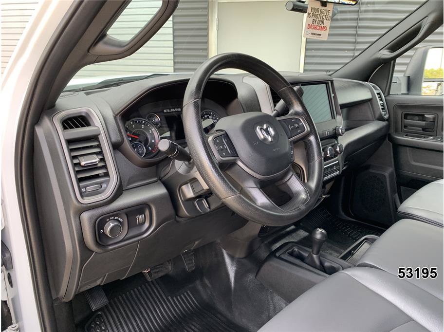 Used 2024 RAM 5500 Tradesman w/ Chrome Appearance Group AWD/4WD image 22
