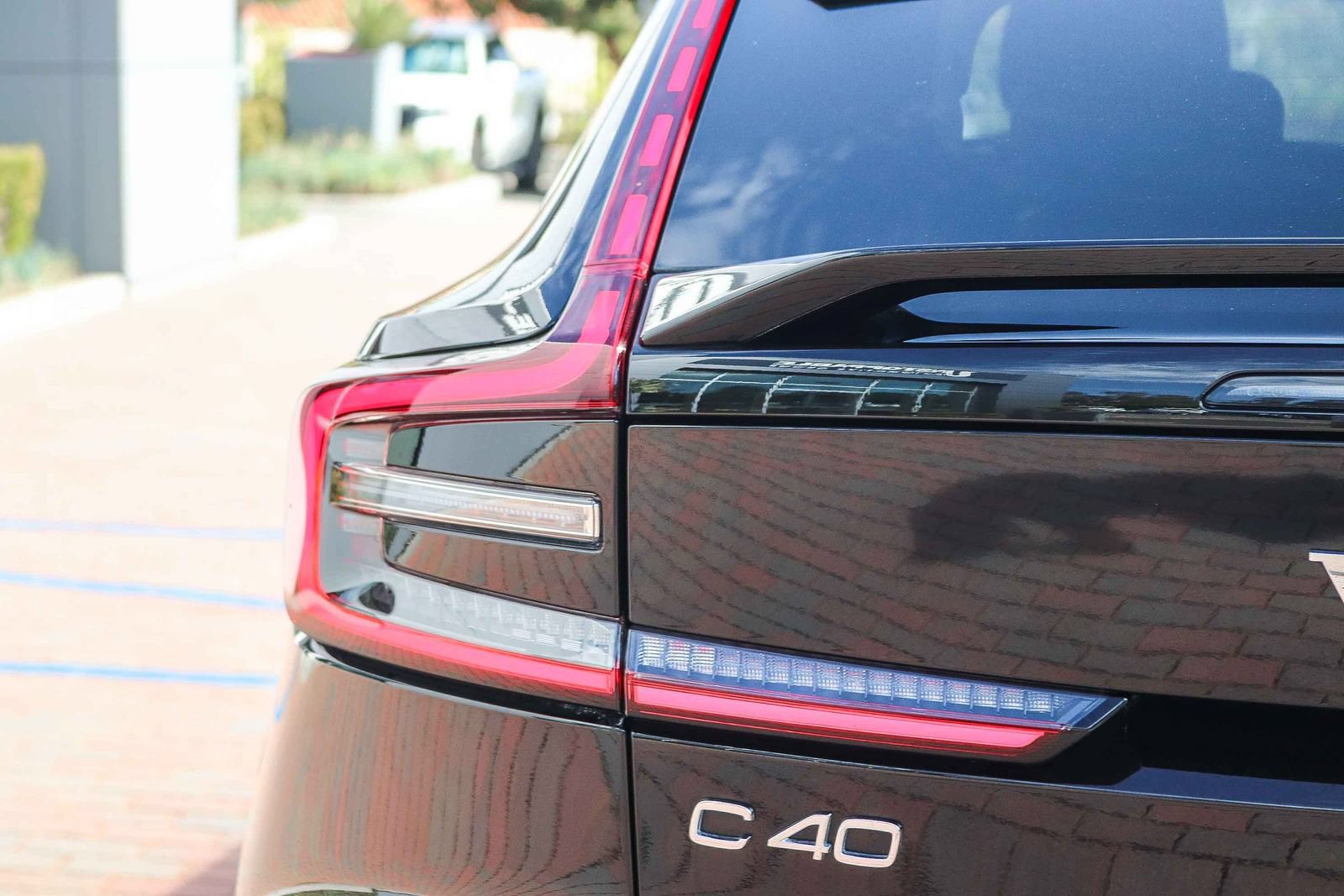 Used 2023 Volvo C40 P8 Recharge Plus AWD/4WD image 9