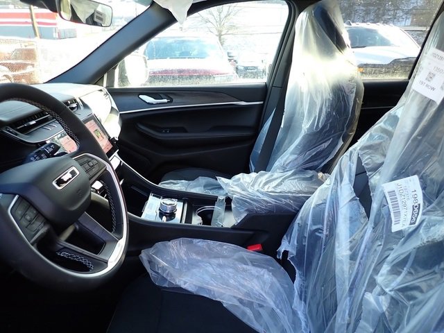 New 2026 Jeep Grand Cherokee Altitude image 12