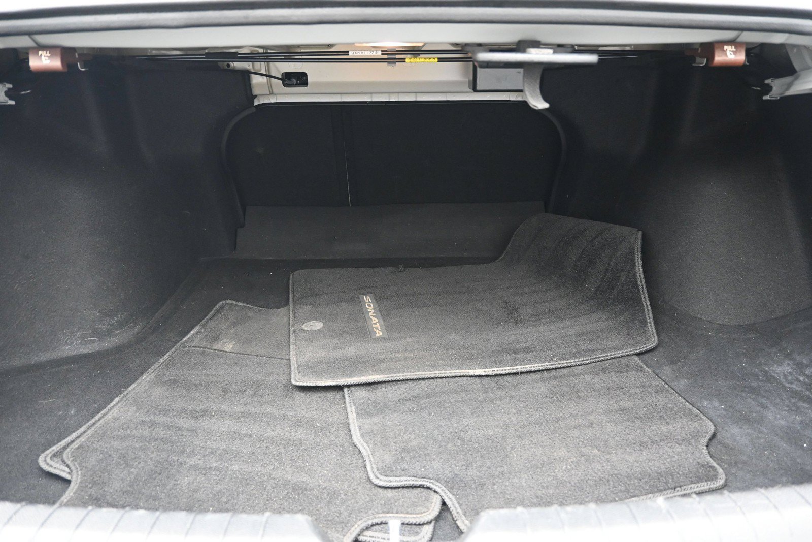 Certified 2023 Hyundai Sonata SE w/ Cargo Package FWD image 23