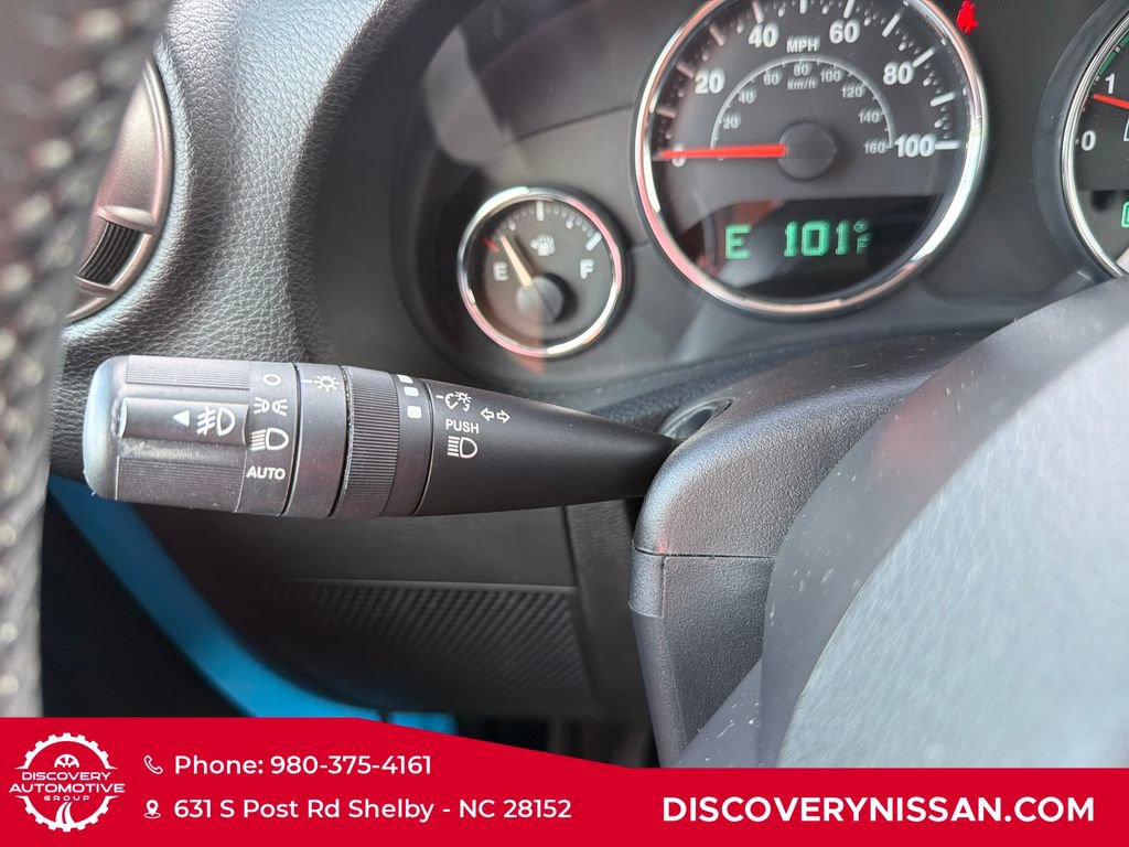 Used 2018 Jeep Wrangler Unlimited Sahara AWD/4WD image 21