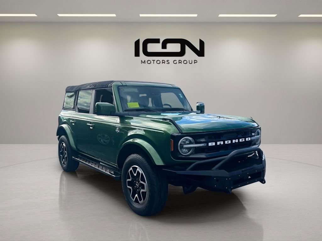 Used 2023 Ford Bronco Outer Banks image 3