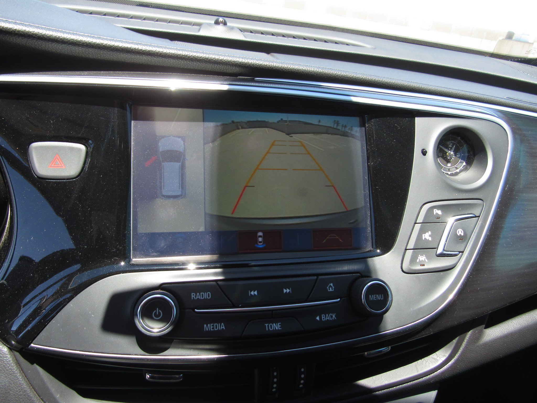 Used 2020 Buick Envision Premium w/ Driver Confidence Package AWD/4WD image 20