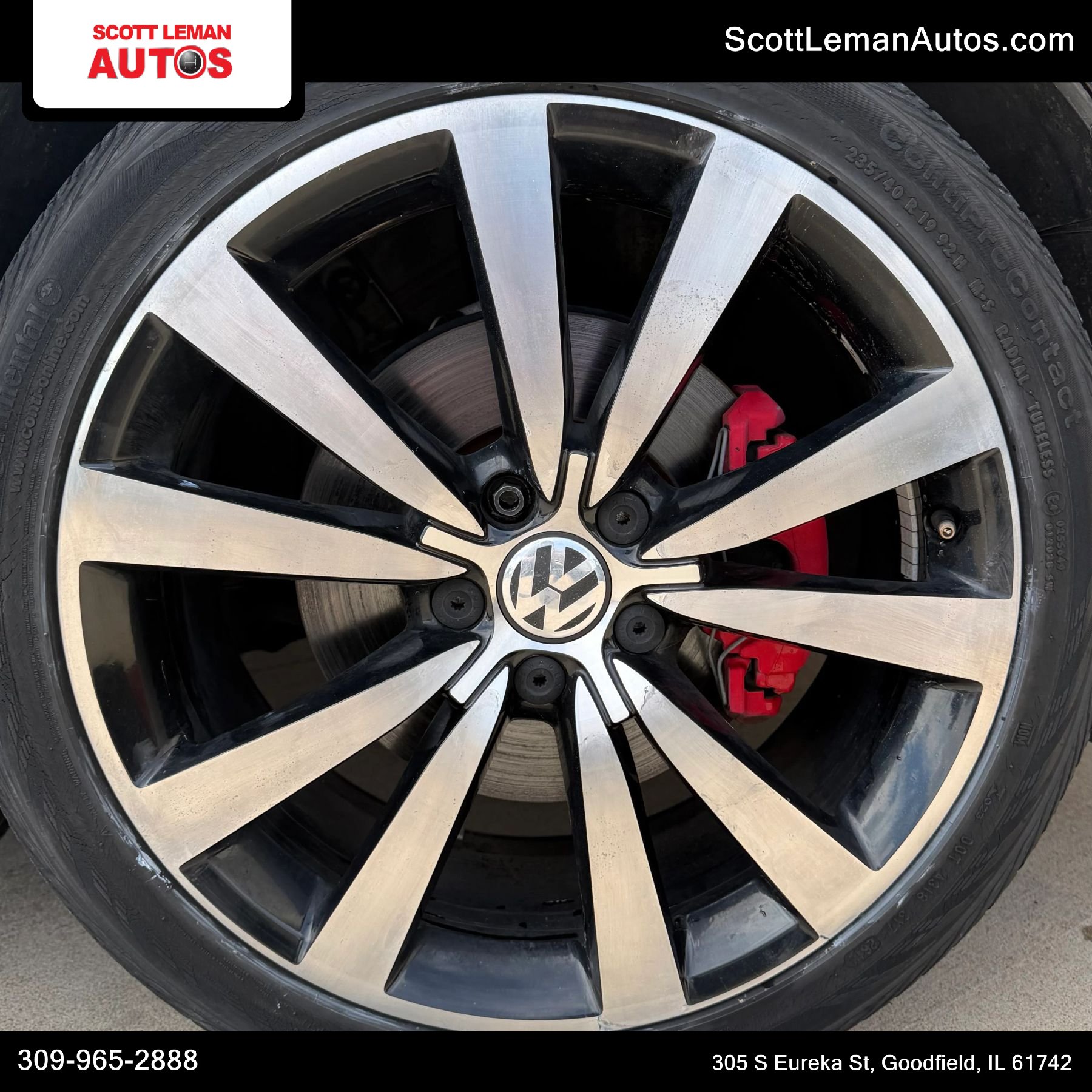 Used 2012 Volkswagen Beetle Launch Edition FWD image 18