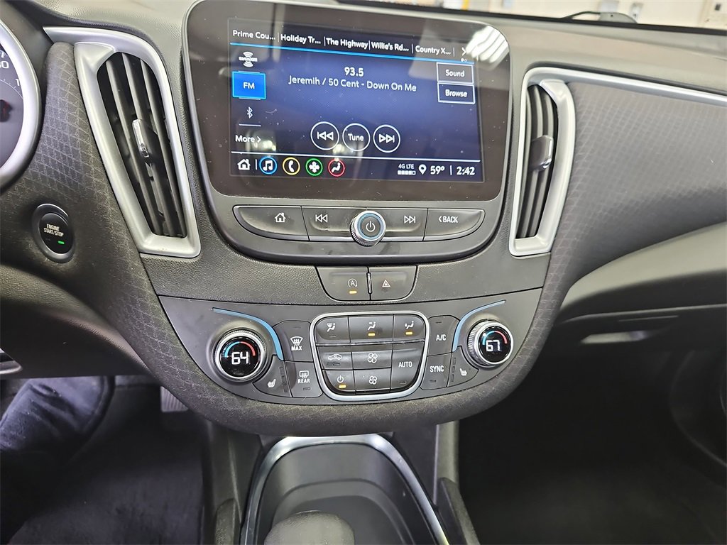 Used 2024 Chevrolet Malibu LT image 19