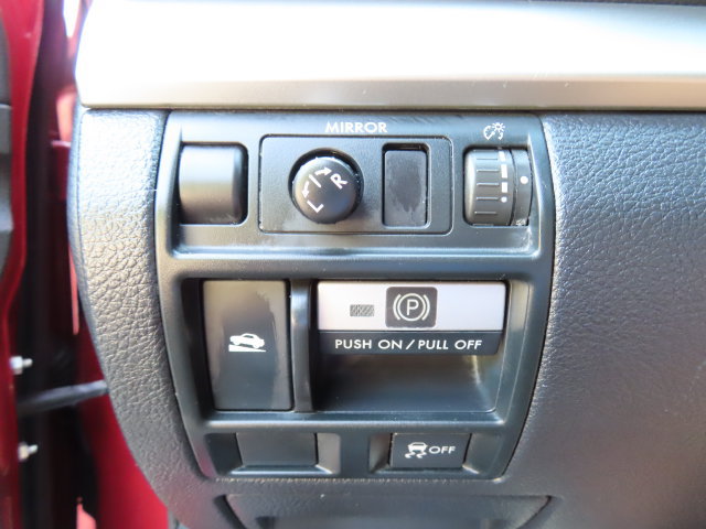 Used 2013 Subaru Outback 2.5i AWD/4WD image 24