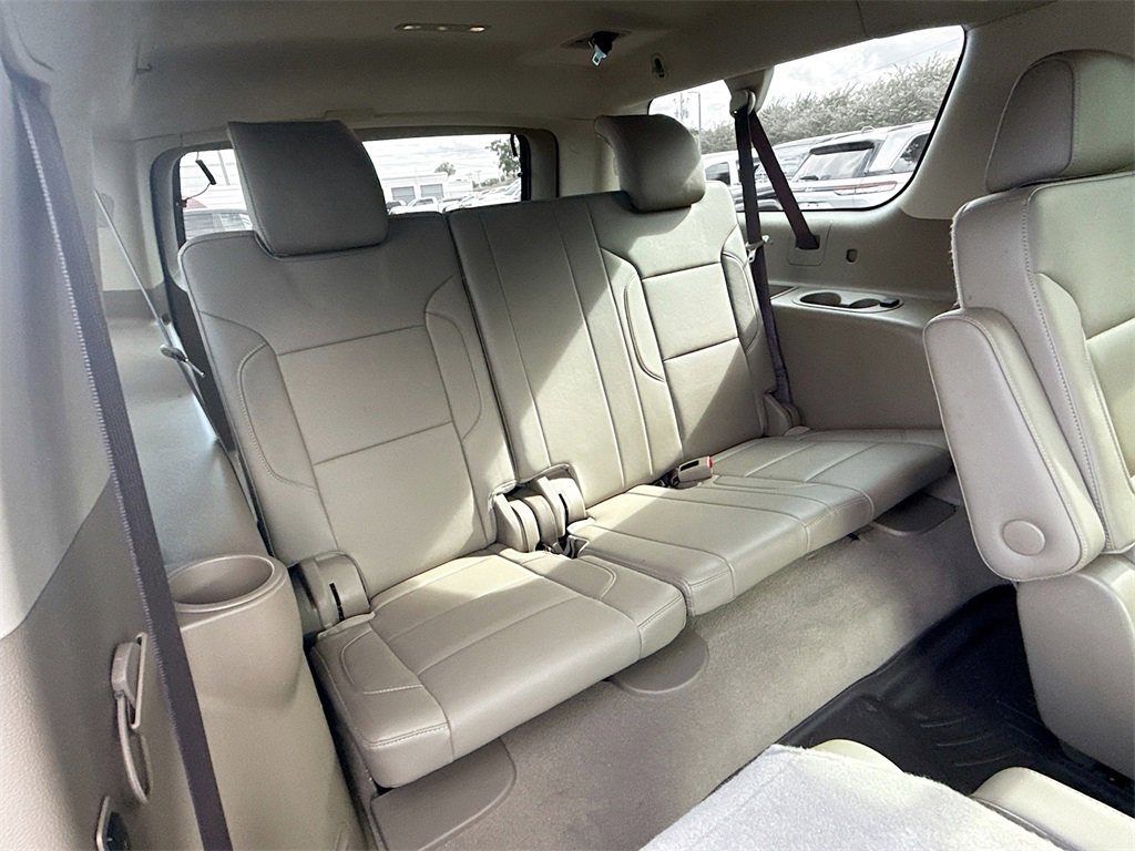 Used 2020 Chevrolet Suburban Premier image 31