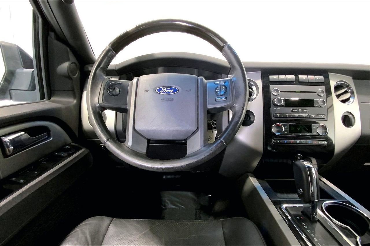 Used 2012 Ford Expedition Limited RWD image 4
