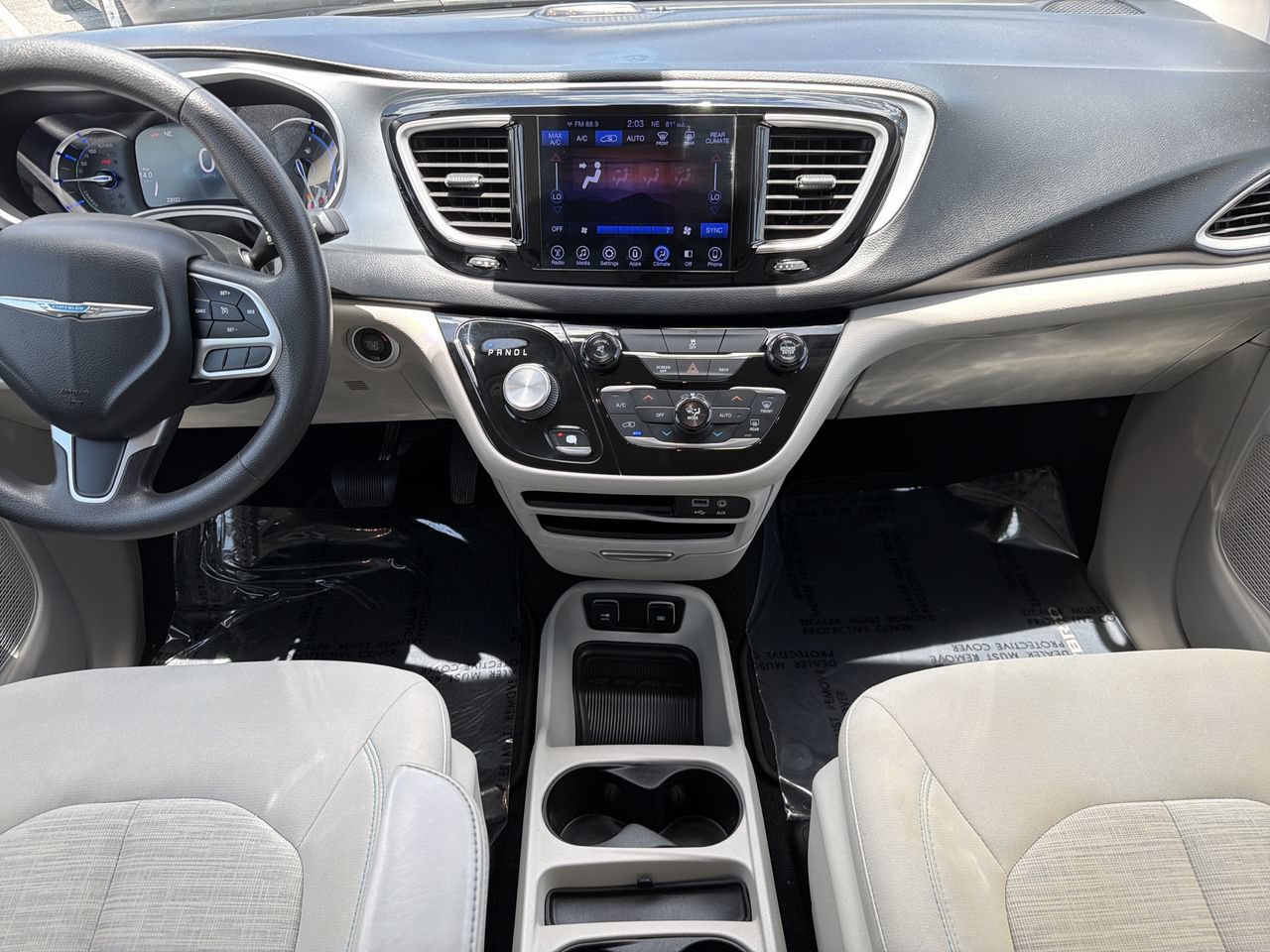 Used 2017 Chrysler Pacifica Touring Plus FWD image 14