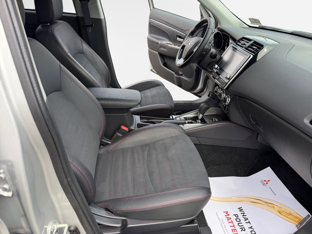 Used 2024 Mitsubishi Outlander Sport SE AWD/4WD image 26