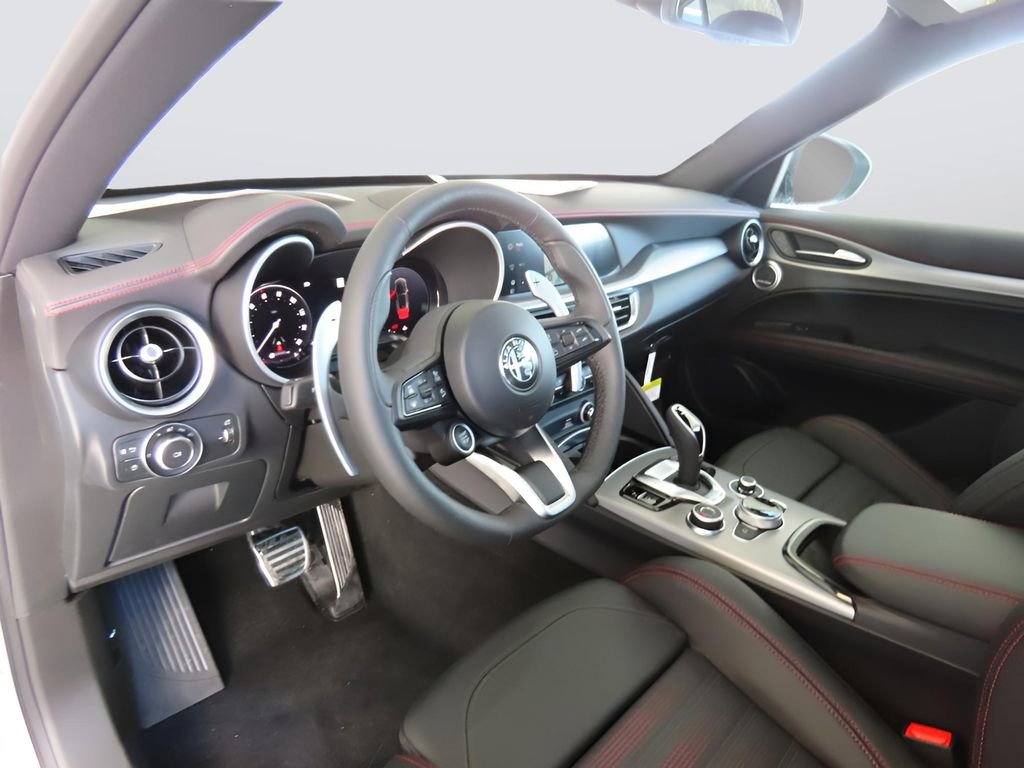 New 2025 Alfa Romeo Stelvio Tributo Italiano w/ Driving Assist Package image 19