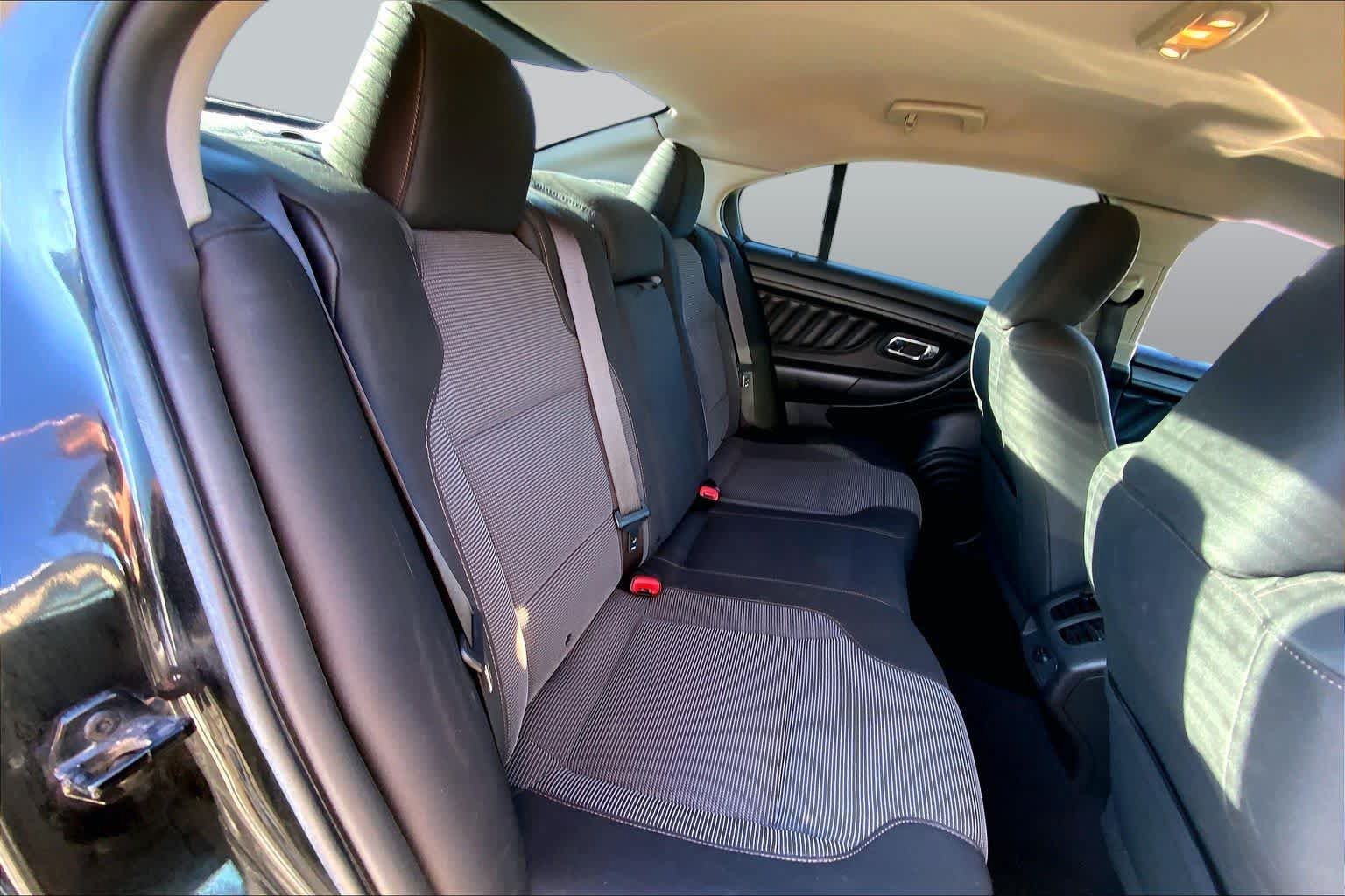 Used 2011 Ford Taurus SEL w/ 201A Rapid Spec Order Code FWD image 17