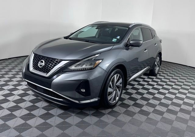 Used 2020 Nissan Murano SL w/ Moonroof Package FWD image 2