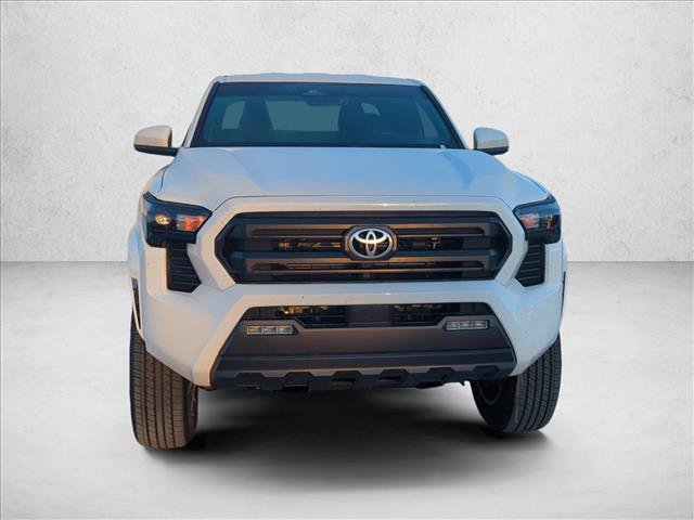 Certified 2025 Toyota Tacoma SR5 AWD/4WD image 2