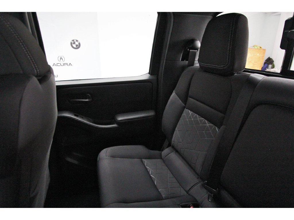 New 2027 Nissan Frontier SV w/ SV Convenience Package RWD image 9