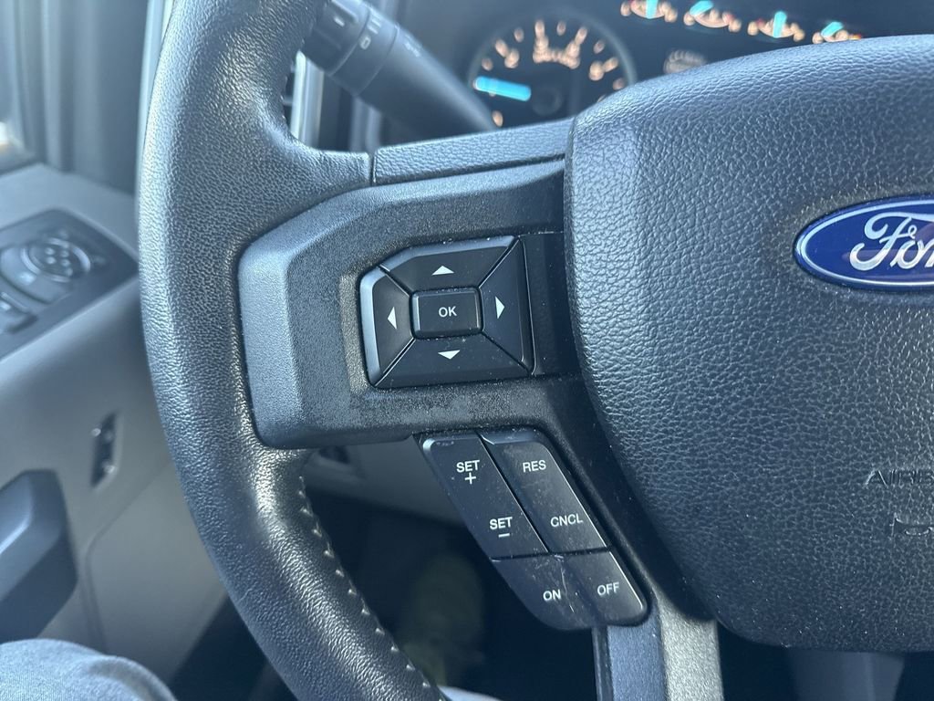 Used 2018 Ford F150 XLT w/ Equipment Group 302A Luxury AWD/4WD image 17