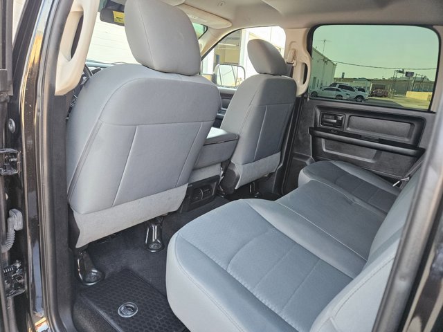 Used 2017 RAM 2500 Tradesman w/ Chrome Appearance Group image 11