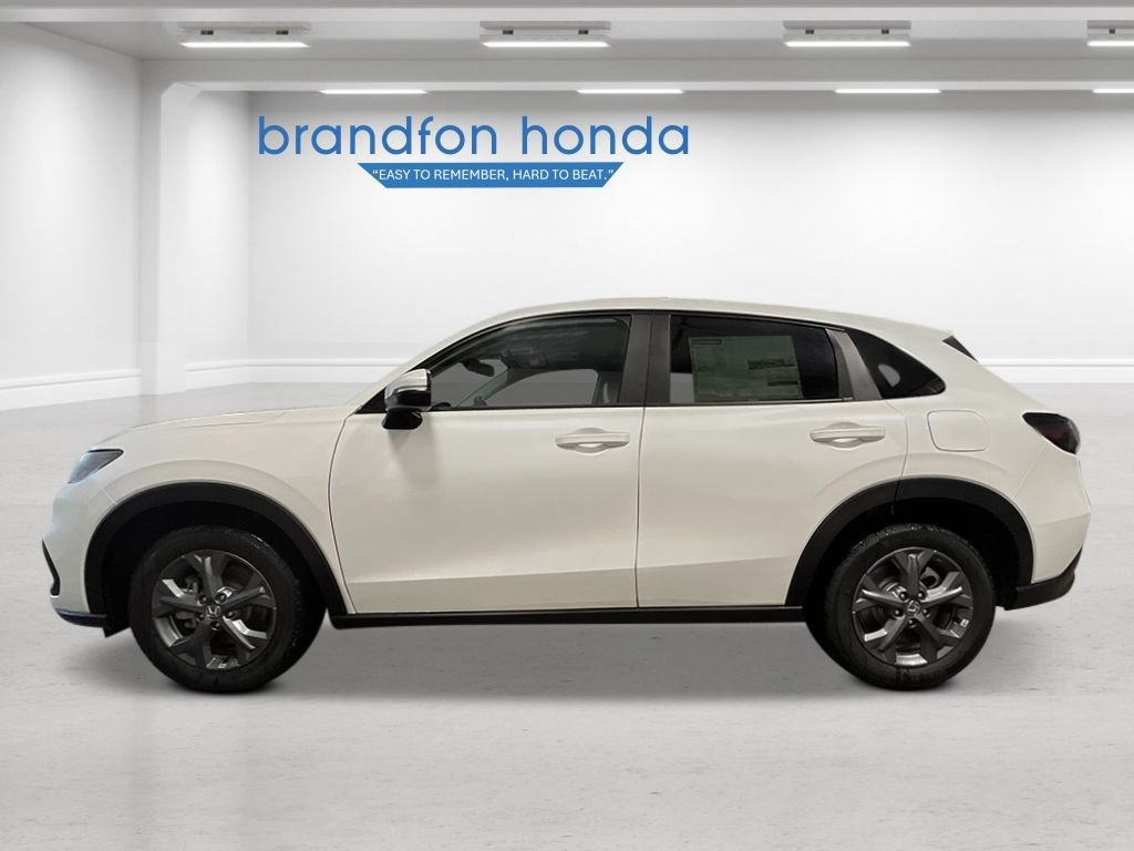 New 2027 Honda HR-V LX image 2