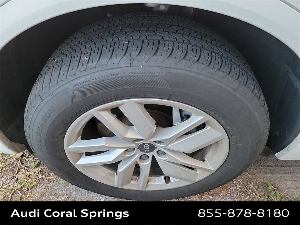 Used 2022 Audi Q5 2.0T Premium w/ Convenience Package image 30