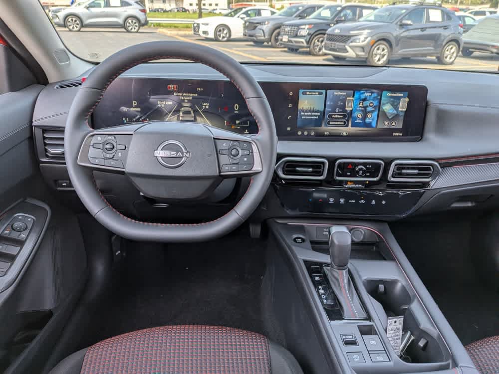 New 2026 Nissan Sentra SR FWD image 17