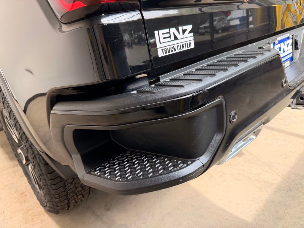 Used 2021 GMC Sierra 1500 AT4 w/ AT4 Premium Package AWD/4WD image 12