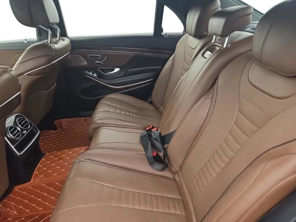 Used 2017 Mercedes-Benz S 550 4MATIC Sedan image 5