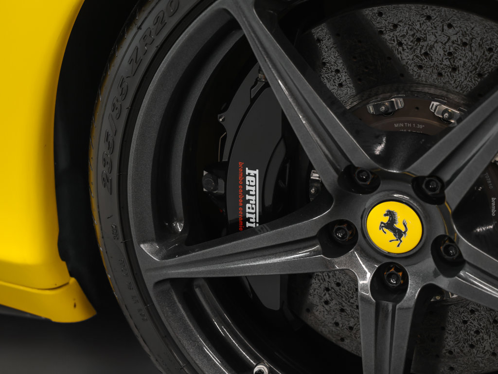 Used 2010 Ferrari 458 Italia Coupe RWD image 14
