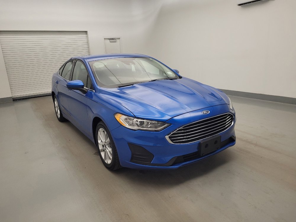 Used 2020 Ford Fusion SE FWD image 13