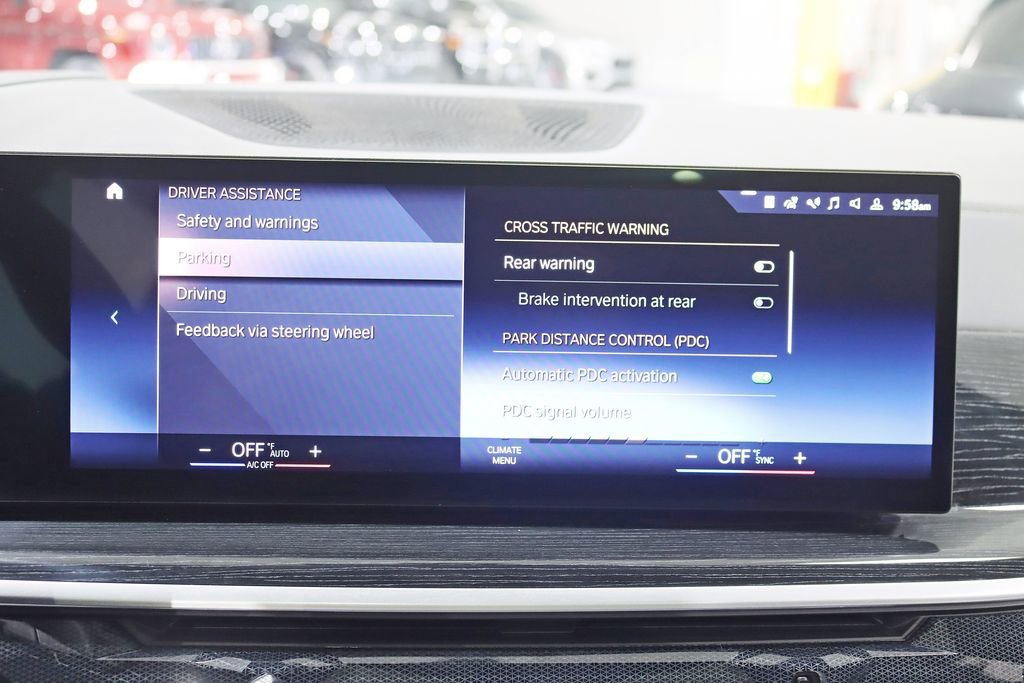 Used 2023 BMW X7 xDrive40i w/ M Sport Package image 23