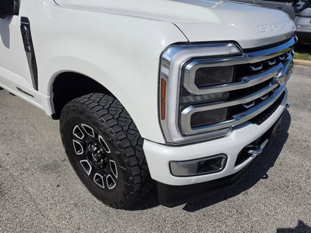 Used 2024 Ford F350 Platinum w/ FX4 Off-Road Package AWD/4WD image 9