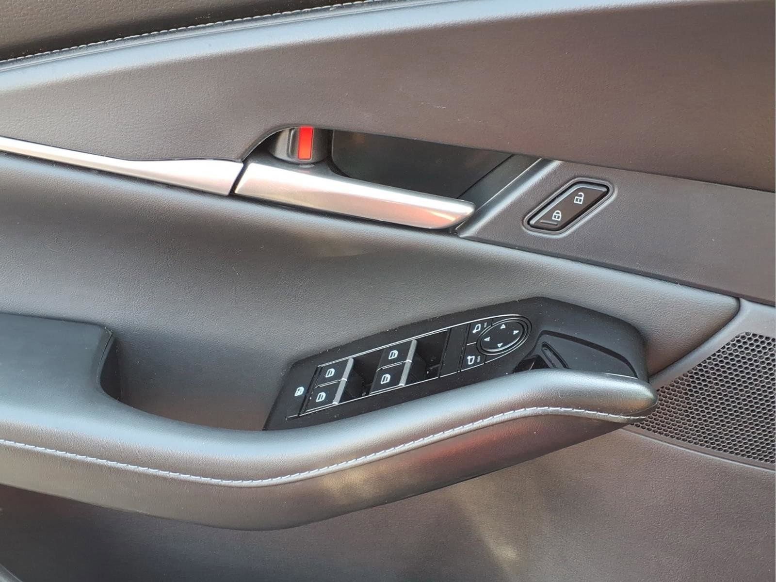 Used 2025 MAZDA CX-30 AWD 2.5 S w/ Select Sport Pkg image 19