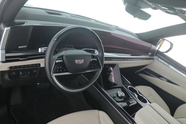 Used 2026 Cadillac Escalade Sport w/ Touring Package AWD/4WD image 18