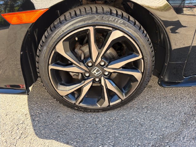 Used 2018 Honda Civic Sport image 32