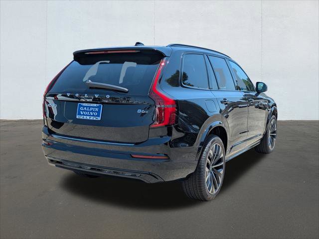 New 2026 Volvo XC90 B6 Ultra w/ Protection Package image 2