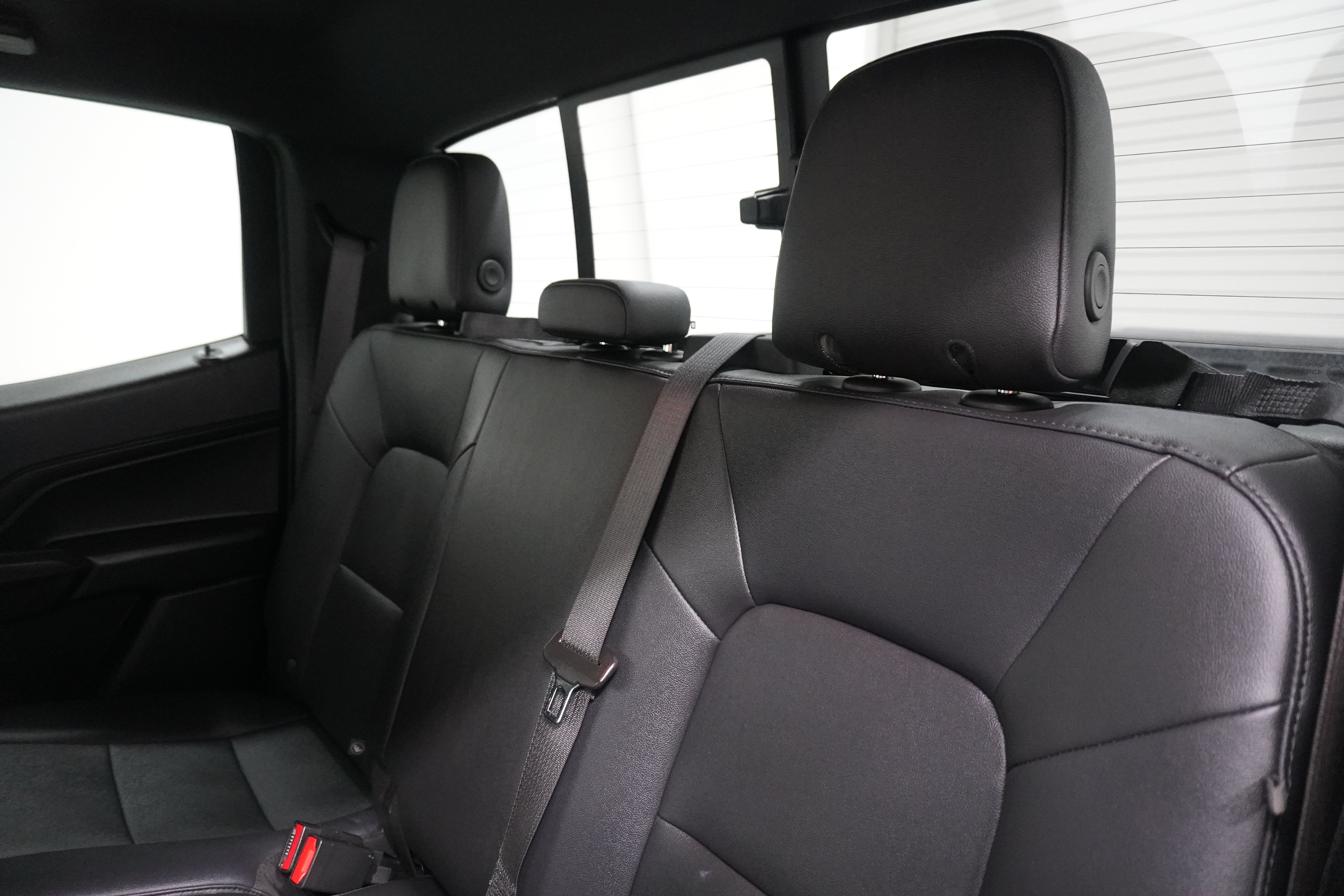 Used 2024 Chevrolet Colorado Trail Boss w/ Advanced Trailering Package AWD/4WD image 13