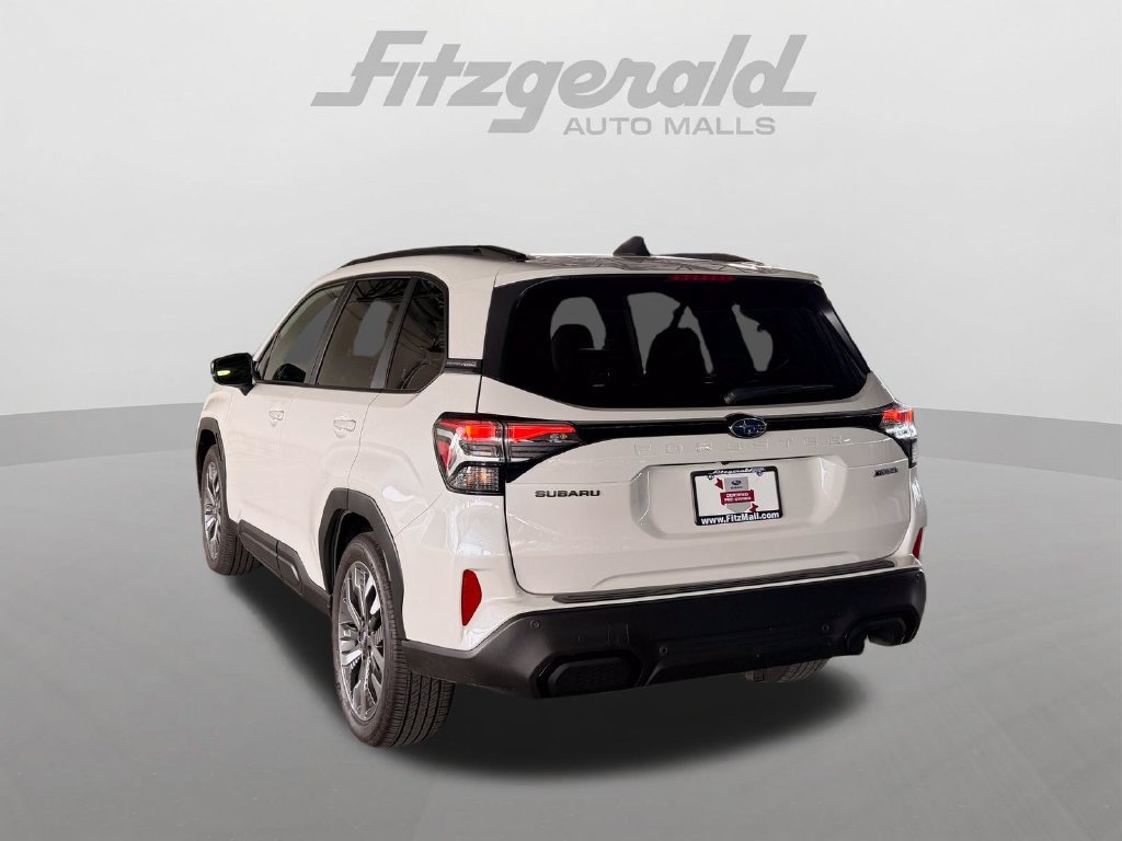 Used 2025 Subaru Forester Touring AWD/4WD image 7