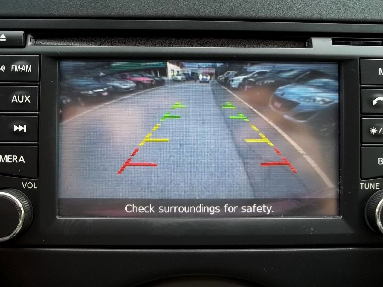 Used 2014 Nissan Versa SL w/ Tech Package image 22