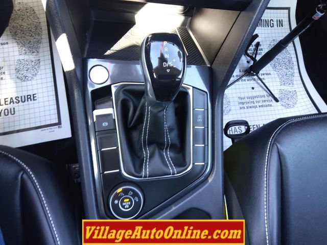 Used 2022 Volkswagen Tiguan SE AWD/4WD image 27