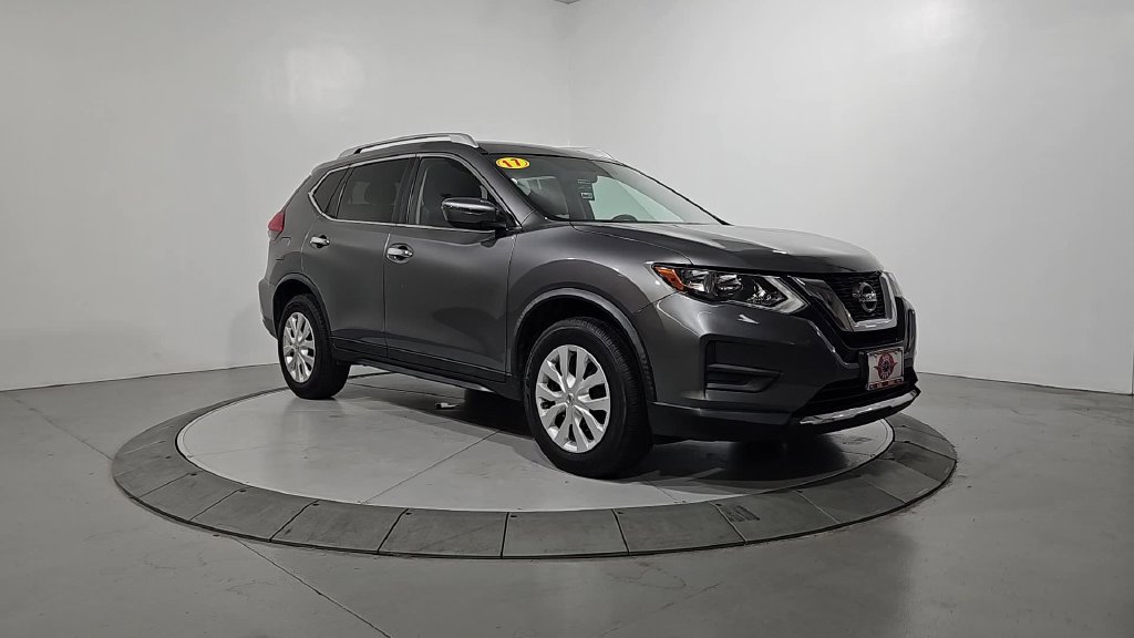 Used 2017 Nissan Rogue S w/ S Appearance Package AWD/4WD image 8