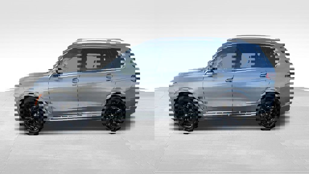 Used 2026 BMW X7 xDrive40i image 5
