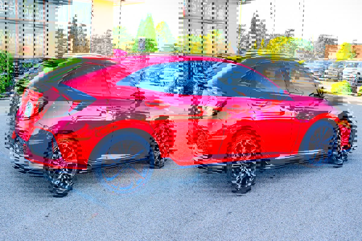 Used 2018 Honda Civic Sport image 10