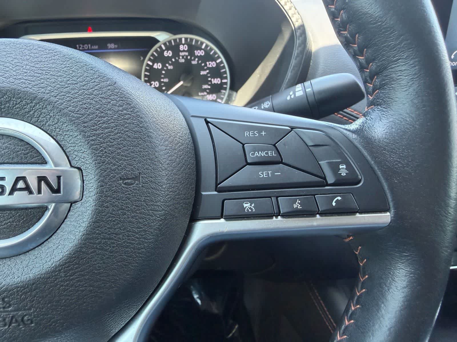Used 2022 Nissan Sentra SR w/ SR Premium Package FWD image 14
