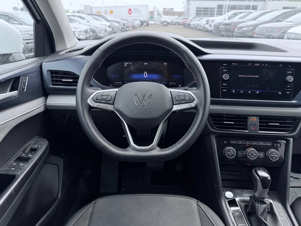 Used 2024 Volkswagen Taos SE AWD/4WD image 27